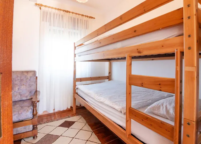 Tilli'n'joe's House * アトウギア・ダ・バレイア