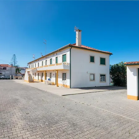 Tilli'n'joe's House Apartmán Atouguia Da Baleia